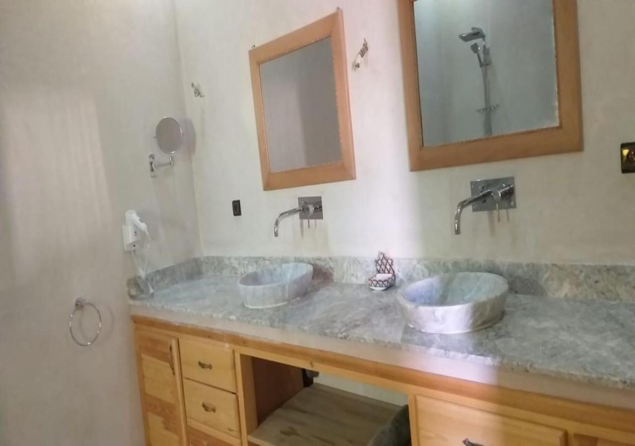 Kasr Tin Hinane Hotel Мерцуга Екстериор снимка