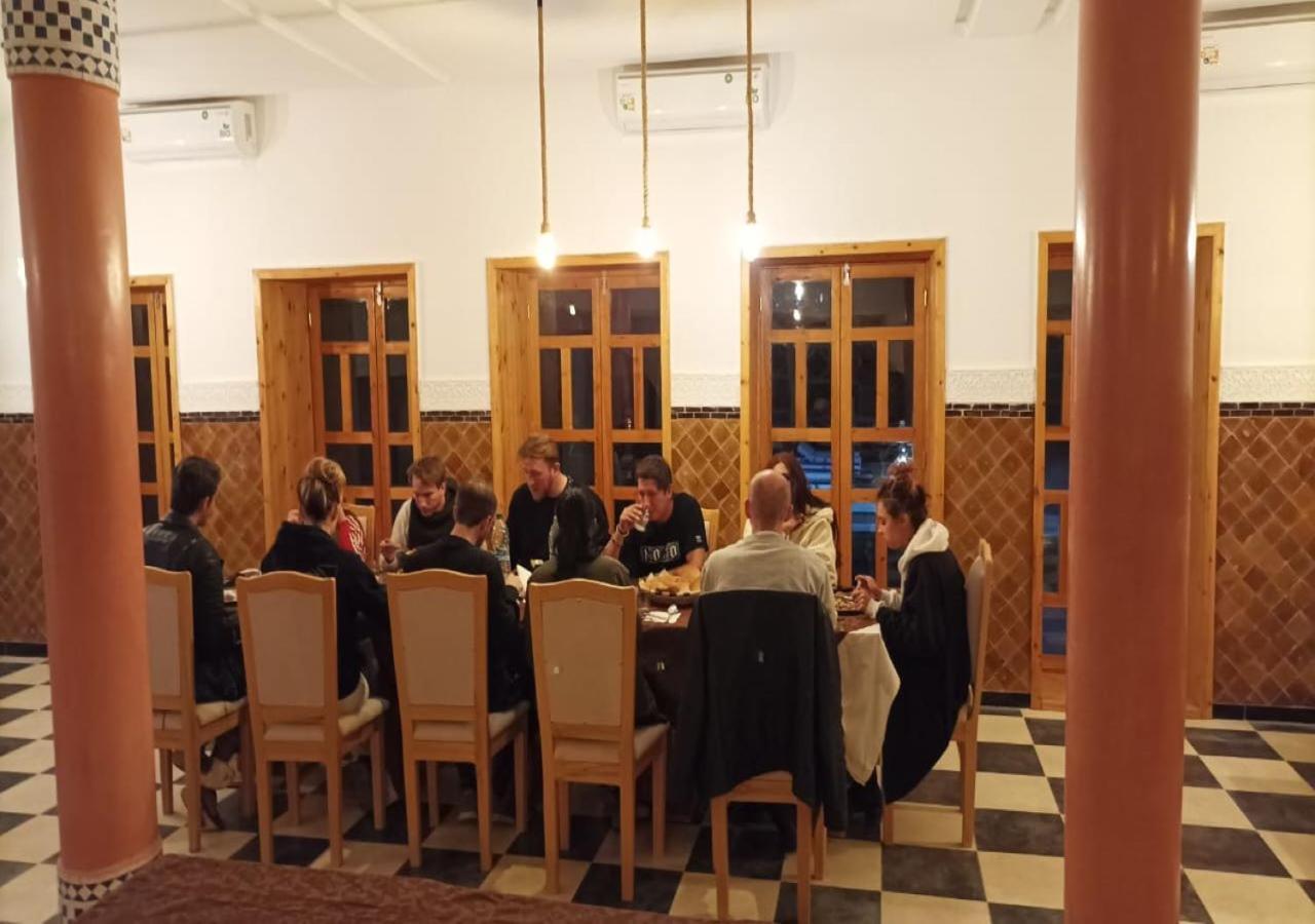 Kasr Tin Hinane Hotel Мерцуга Екстериор снимка